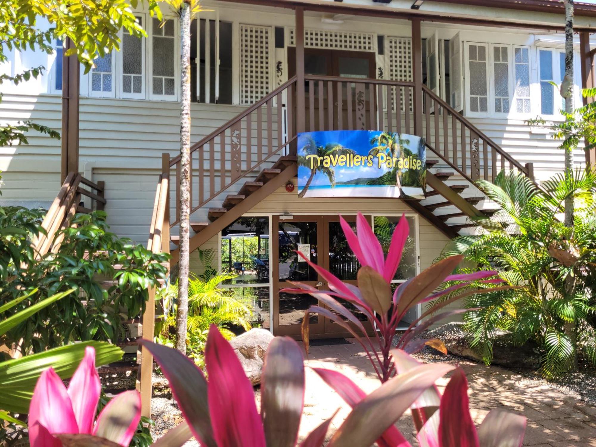 Travellers Paradise Κερνς Εξωτερικό φωτογραφία Travellers Paradise