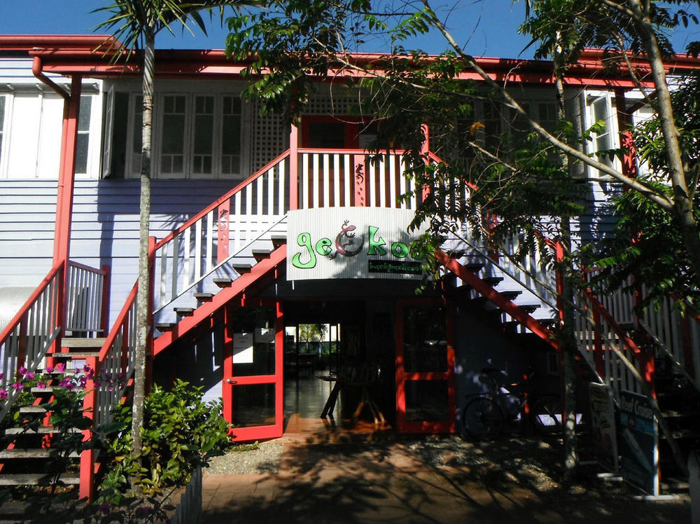 Travellers Paradise Κερνς Εξωτερικό φωτογραφία The former home of the Australian Institute of Tropical Medicine, now the Australian Institute of Tropical Medicine Museum